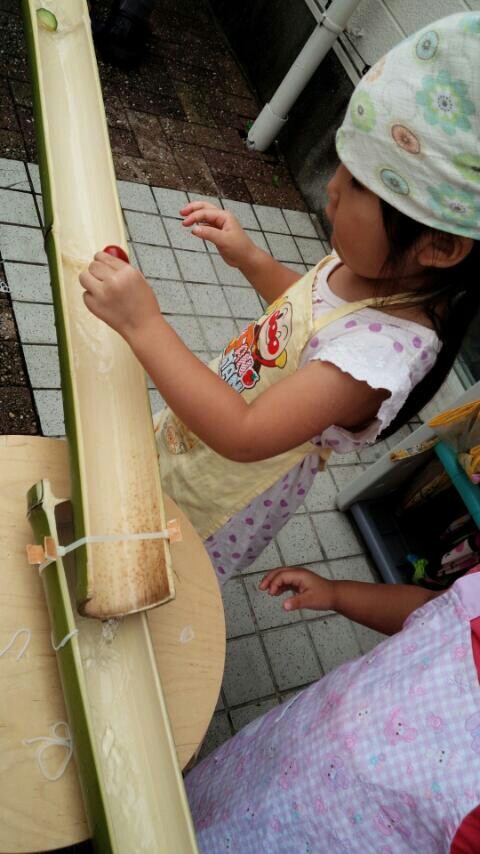 流しそうめん